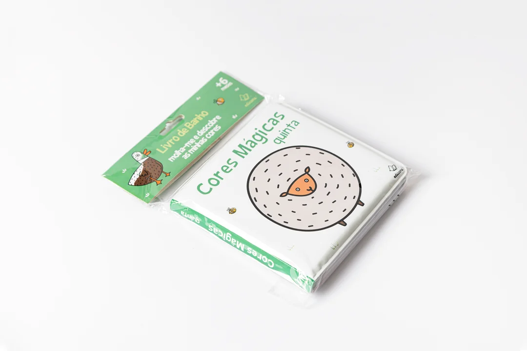 livro de banho que muda de cor