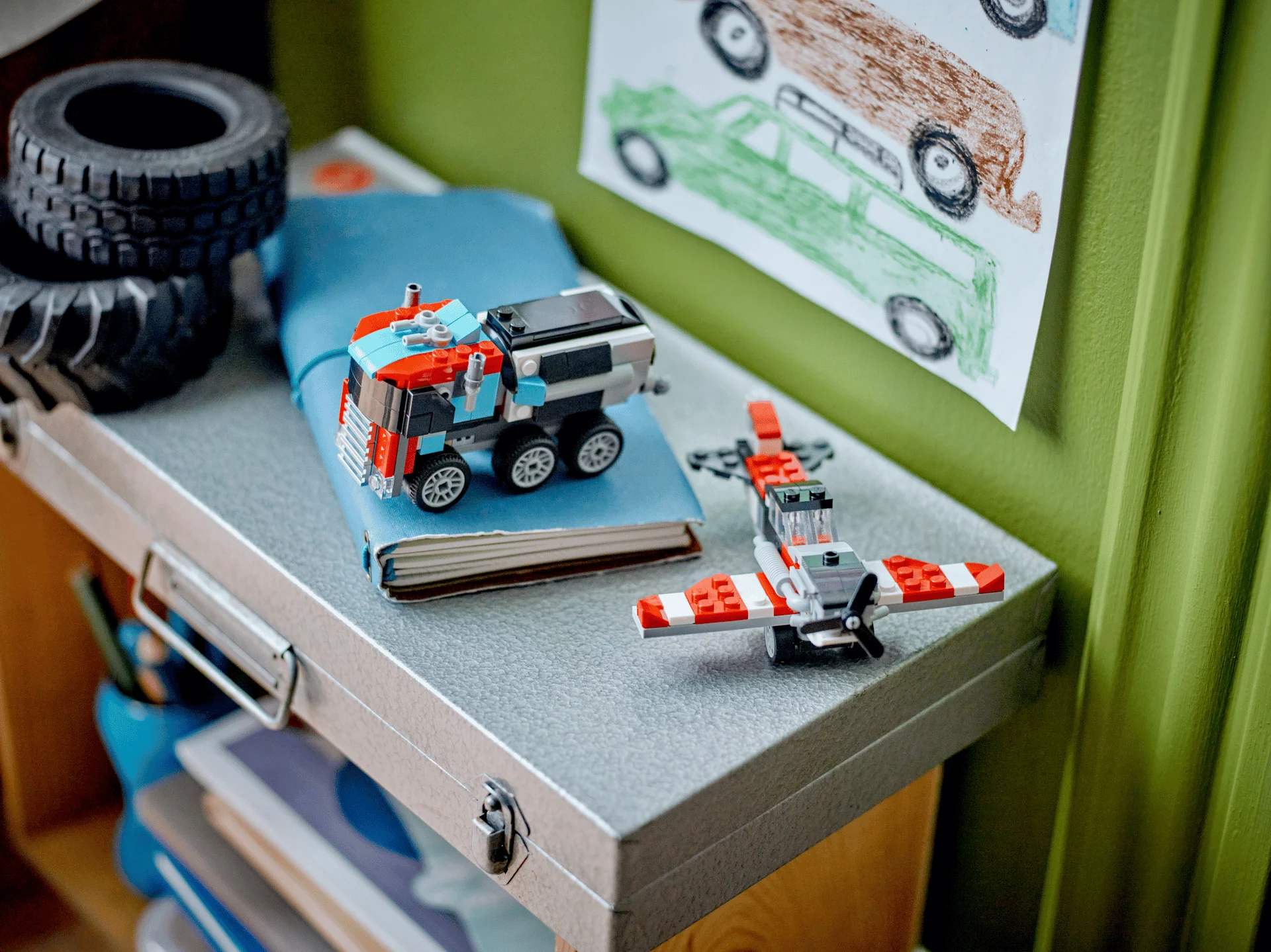 Lego 31146 Creator 3-in-1 Camião de Plataforma com Helicóptero-bidi_