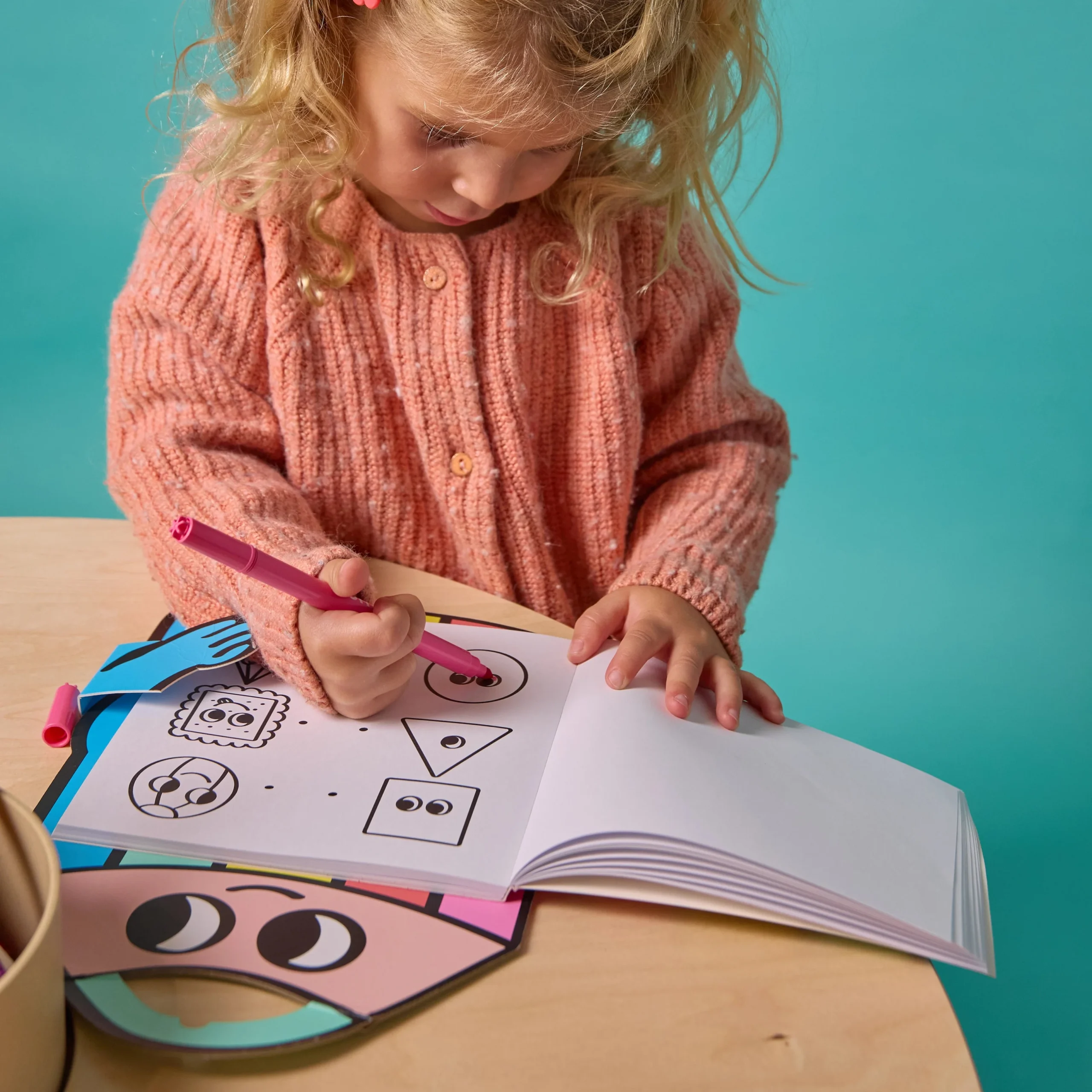 OMY Montessori Stickers Book – Formas Geométricas
